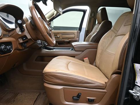 Used 2022 RAM 3500 Limited AWD/4WD image 10