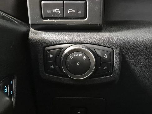 Used 2017 Ford F150 Lariat w/ Equipment Group 502A Luxury AWD/4WD image 18