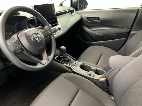 Used 2025 Toyota Corolla LE image 16