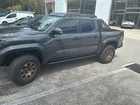Used 2026 Toyota Tacoma 4x4 Double Cab Hybrid image 4