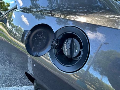 Used 2020 Dodge Challenger SXT w/ Blacktop Package RWD image 34