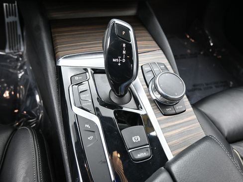 Used 2017 BMW 540i RWD image 33
