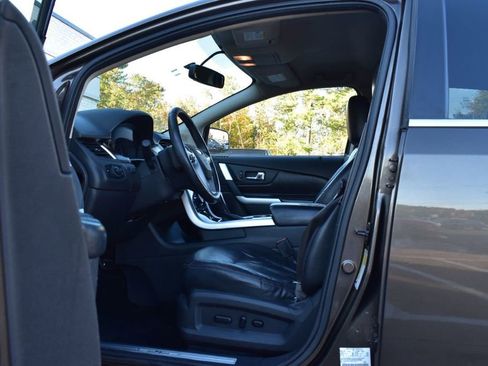 Used 2011 Ford Edge Limited image 13