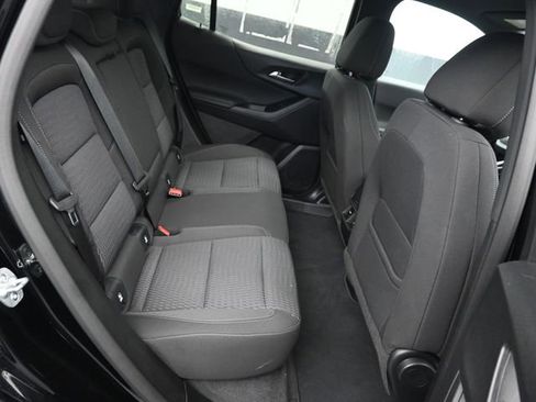 Used 2025 Chevrolet Equinox LT image 7