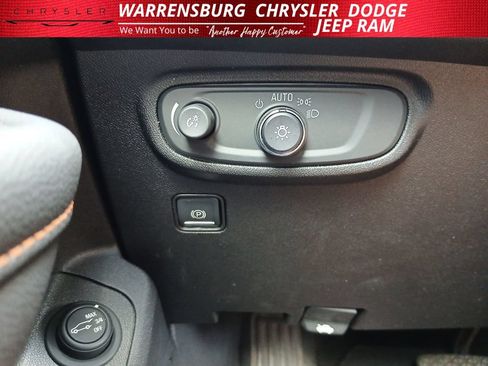 Used 2019 GMC Terrain SLE FWD image 30