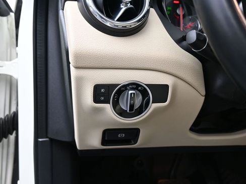 Used 2016 Mercedes-Benz GLA 250 GLA 250 w/ Multimedia Package image 32