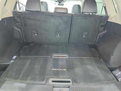 Used 2022 Nissan Rogue SL w/ SL Premium Package FWD image 10