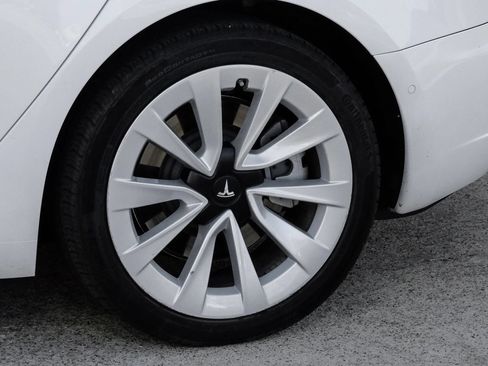 Used 2022 Tesla Model 3 Long Range AWD/4WD image 52