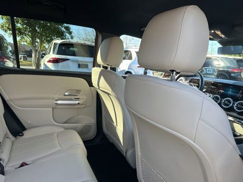 Used 2023 Mercedes-Benz EQB 250+ 250+ image 26