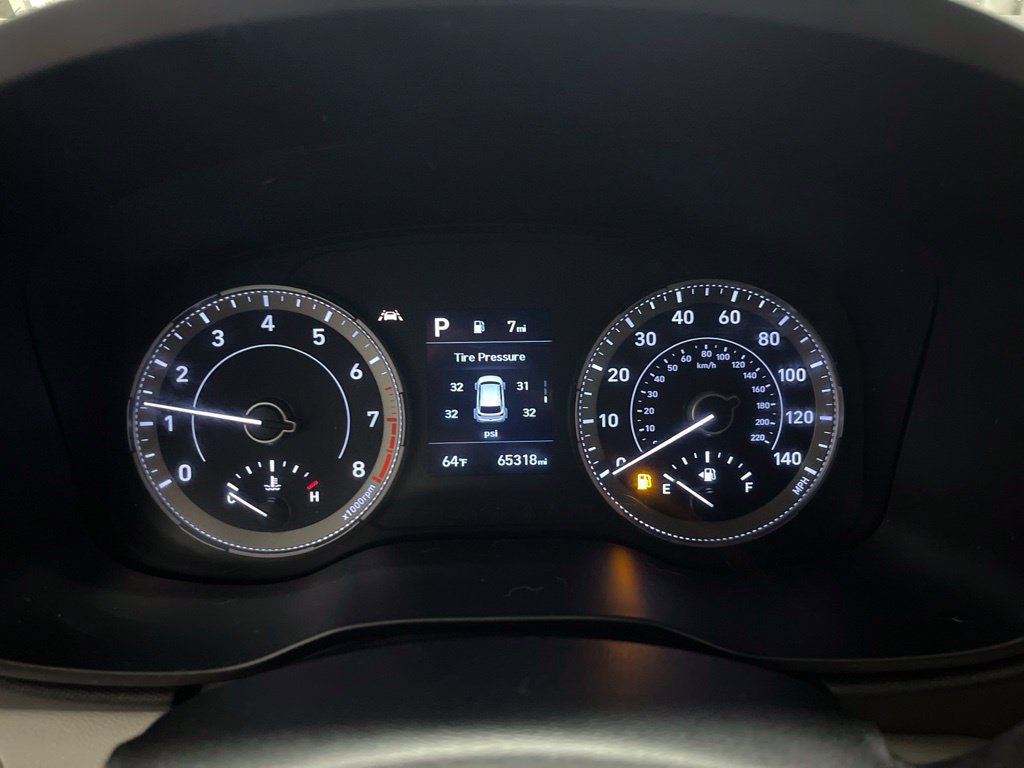 Used 2022 Hyundai Venue SEL w/ Cargo Package FWD image 21