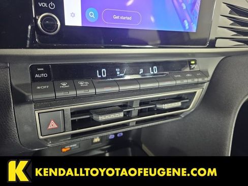 Used 2025 Toyota Camry LE FWD image 15