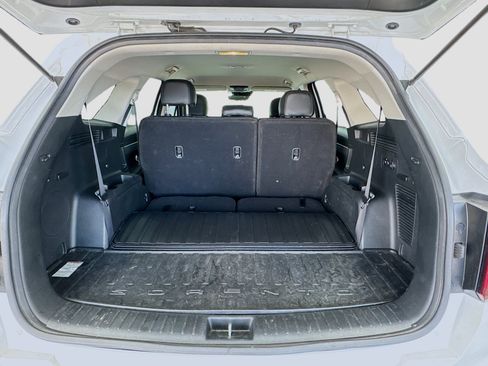 Used 2022 Kia Sorento S FWD image 17