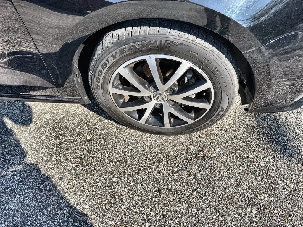 Used 2017 Volkswagen Jetta SE FWD image 8