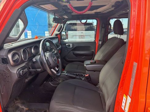 Used 2018 Jeep Wrangler Unlimited Sport S image 16