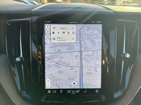 Used 2024 Volvo XC60 T8 Ultimate w/ Protection Package Premier image 13