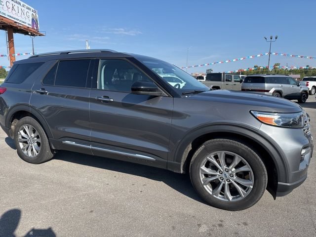 Used 2023 Ford Explorer Limited AWD/4WD image 4