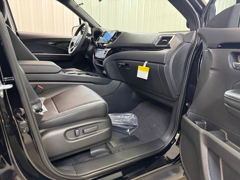 New 2026 Honda Ridgeline Black Edition image 28