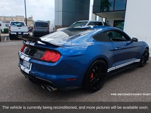 Used 2021 Ford Mustang Shelby GT500 w/ Technology Package RWD image 6