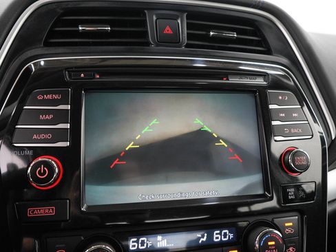 Used 2016 Nissan Maxima SR FWD image 27