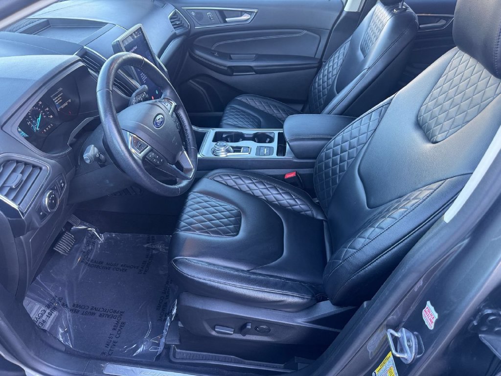 Used 2023 Ford Edge Titanium w/ Cold Weather Package AWD/4WD image 12