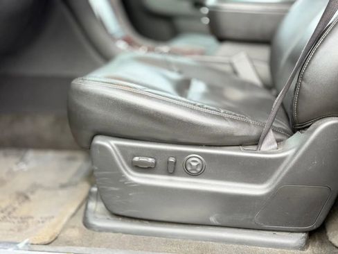 Used 2011 Cadillac Escalade AWD w/ Touring Package image 9