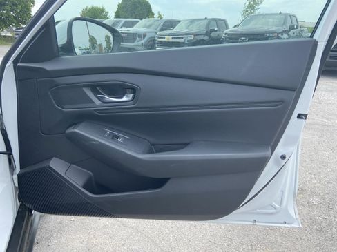 Used 2024 Honda Accord EX image 15
