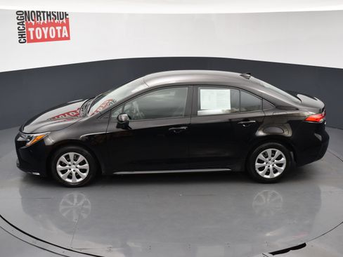 Used 2024 Toyota Corolla LE FWD image 17