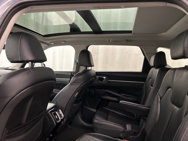 Used 2022 Kia Sorento SX FWD image 24