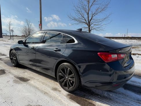 Used 2017 Chevrolet Malibu LT image 5