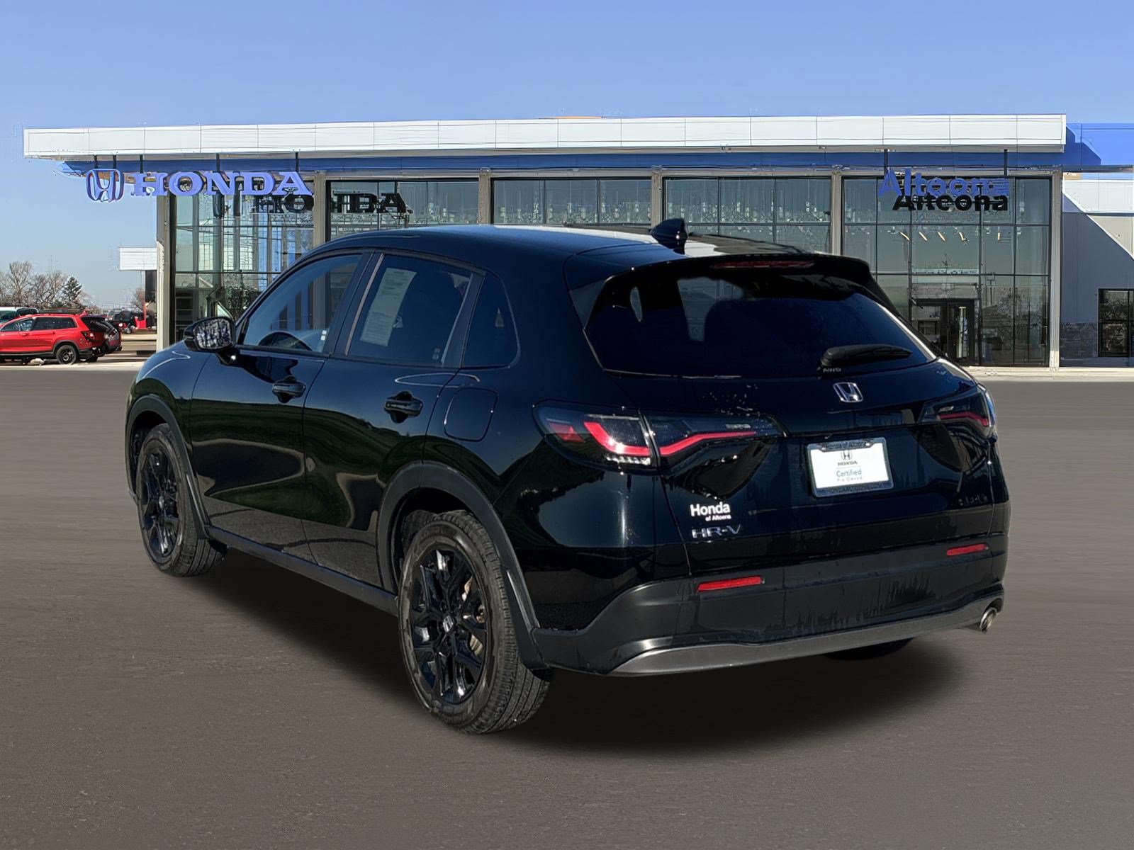 Used 2025 Honda HR-V Sport image 3