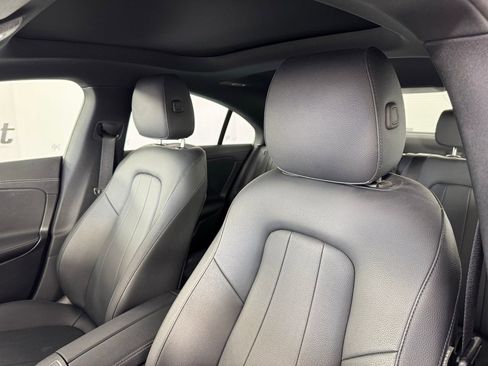 Used 2025 Mercedes-Benz CLA 250 image 3