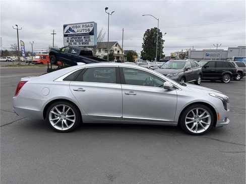 Used 2018 Cadillac XTS Premium Luxury image 6