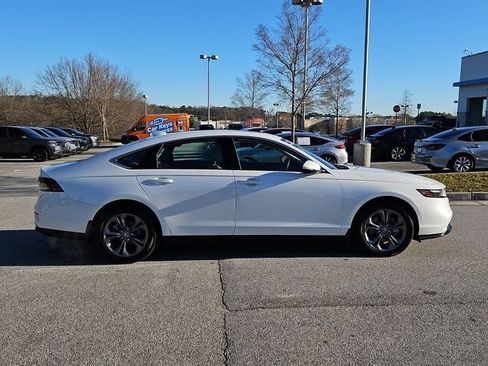 Used 2025 Honda Accord EX-L image 11