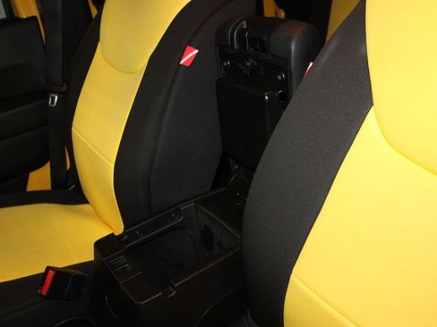 Used 2015 Jeep Wrangler Unlimited Sport w/ Quick Order Package 24S image 13