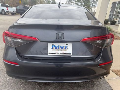 Used 2024 Honda Civic Sport image 7