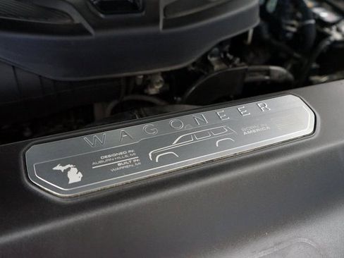 Used 2024 Jeep Wagoneer Series II w/ Flexible Seating Group image 56