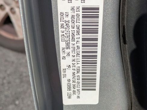 Used 2011 Dodge Journey Mainstreet w/ Flexible Seating Group image 28