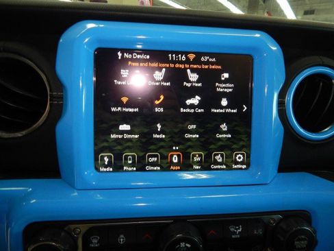 Used 2023 Jeep Wrangler Unlimited Sahara w/ Cold Weather Group image 30