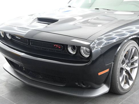 Used 2023 Dodge Challenger R/T Scat Pack RWD image 7