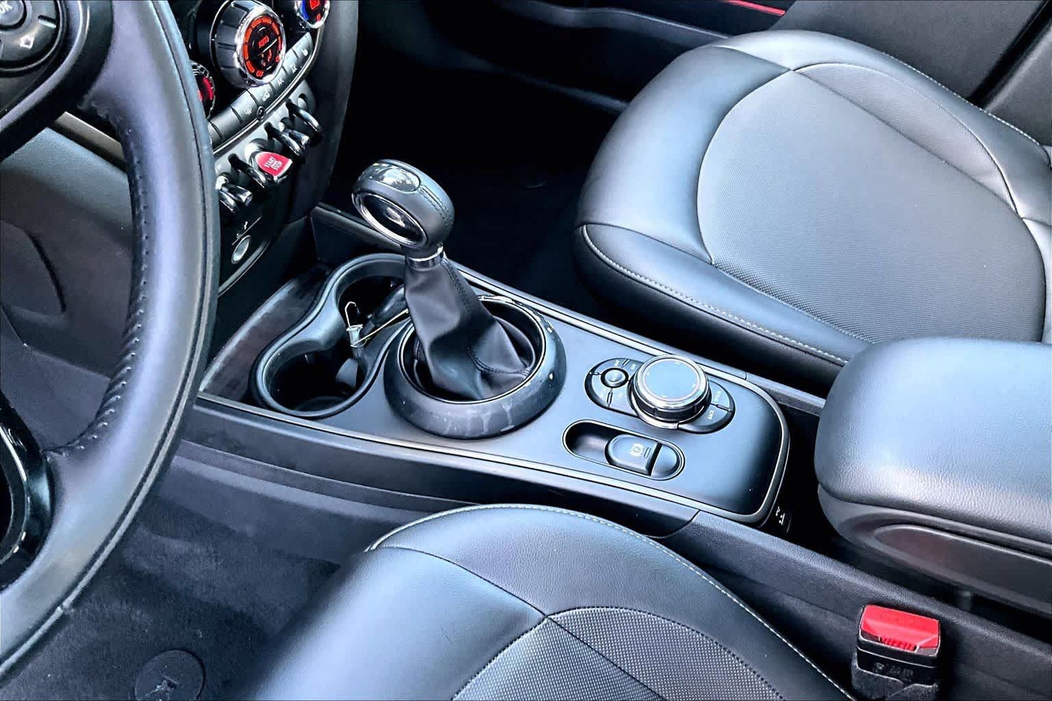 Used 2019 MINI Cooper Countryman FWD image 16