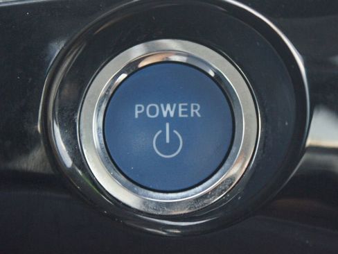 Used 2021 Toyota Prius Prime XLE image 9