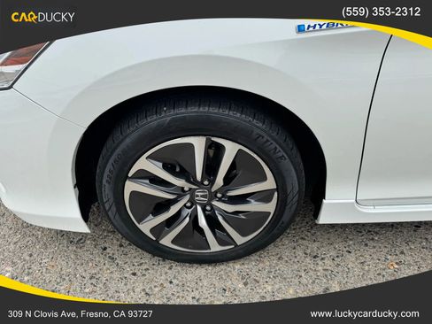 Used 2017 Honda Accord Touring image 25