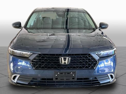 Used 2024 Honda Accord Touring image 3