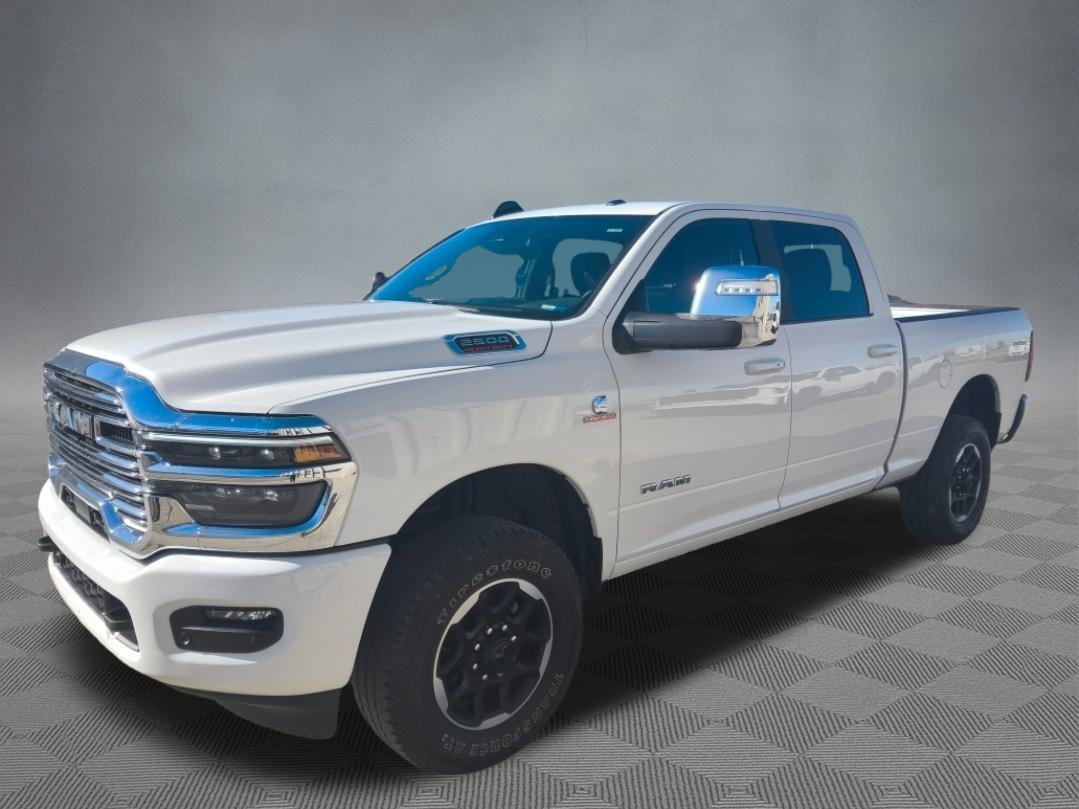 Used 2026 RAM 2500 Laramie AWD/4WD image 2