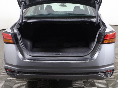 Used 2023 Nissan Altima 2.5 SV image 12