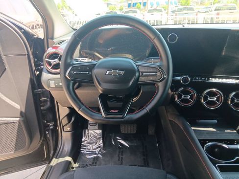 Used 2025 Chevrolet Blazer EV RS AWD/4WD image 13