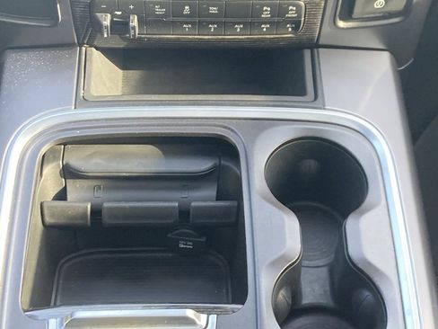 Used 2016 RAM 3500 Laramie Longhorn image 20