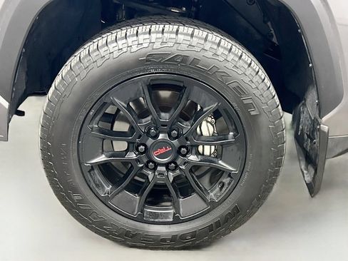 Used 2024 Toyota Tundra SR5 w/ SR5 Premium Package AWD/4WD image 28