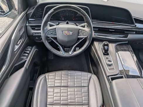 Certified 2023 Cadillac Escalade V w/ Heavy-Duty Trailer Package AWD/4WD image 16