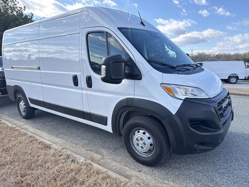 Used 2023 RAM ProMaster 3500 w/ Premium Convenience Group (B) image 2